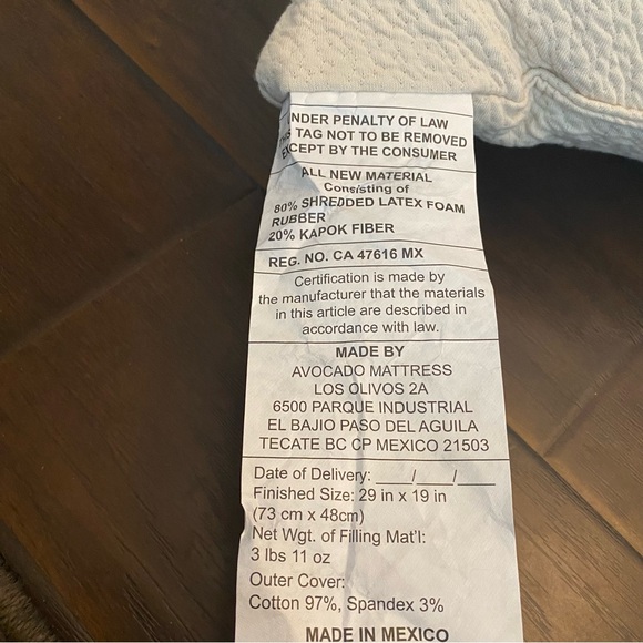 New with box Avacado Organic pillow size 19” * 29” - Picture 12 of 12